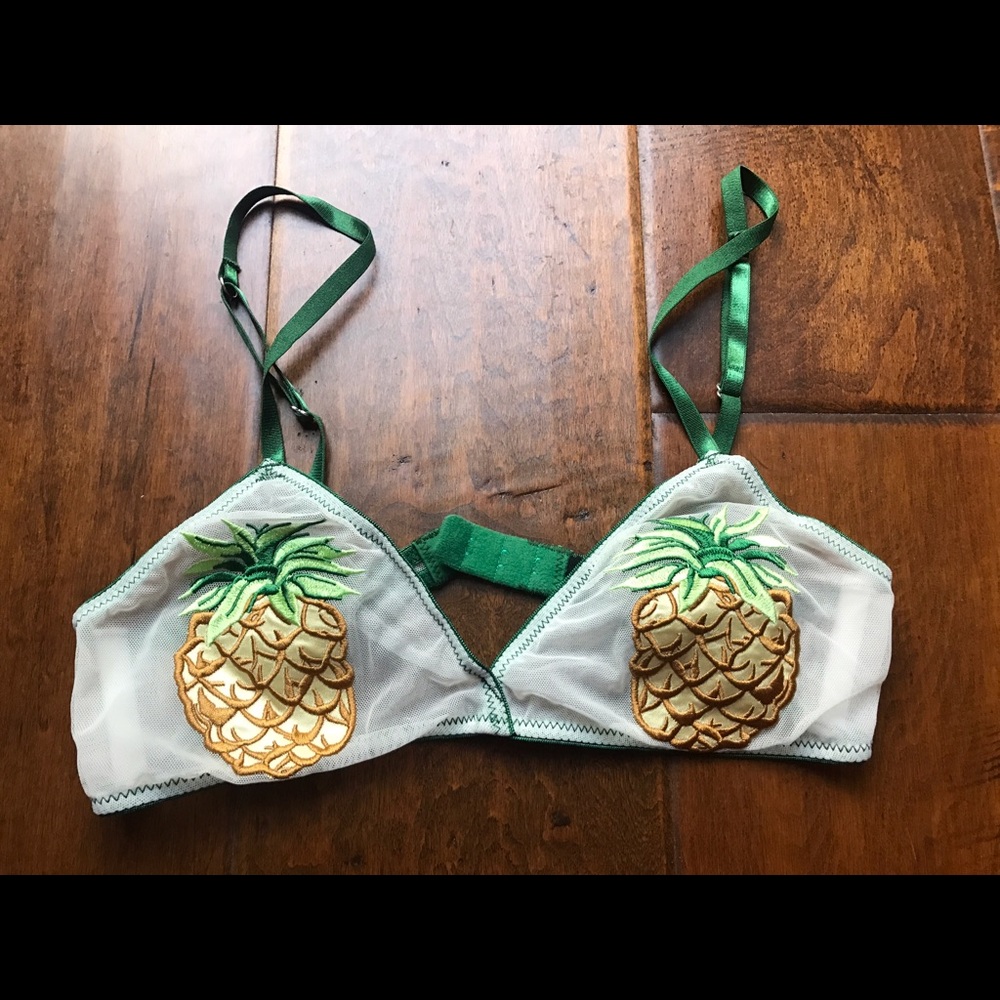 Super cute pineapple bralette